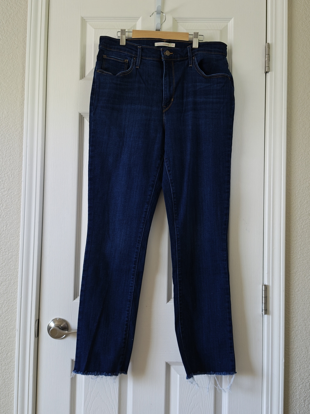 Levi's 724 Dark Blue Women's High Rise Straight-Leg Jeans